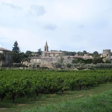 Semesterbostad Le Convivial *